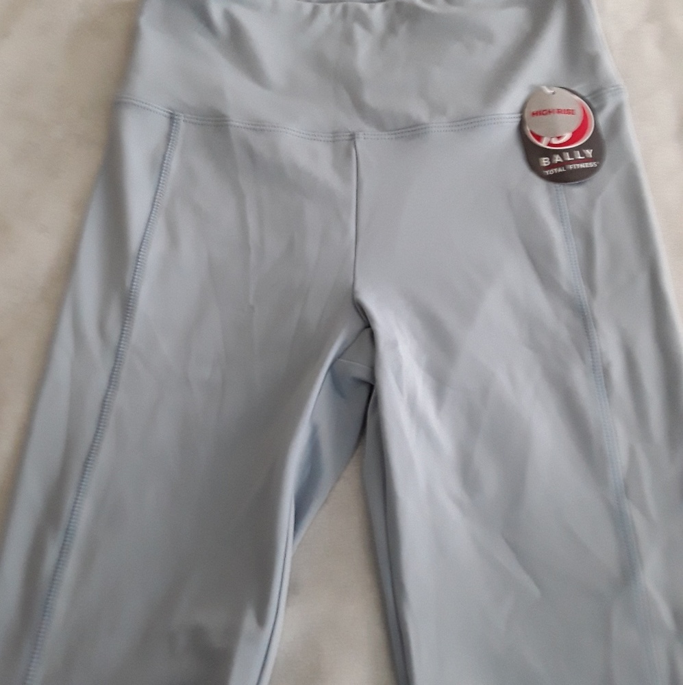 Bally Fitness blue fog Bermuda shorts 11" inseam